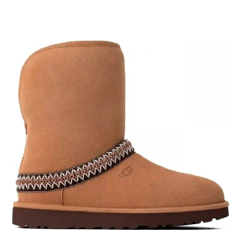 UGG Classic Short Crescent Chestnut